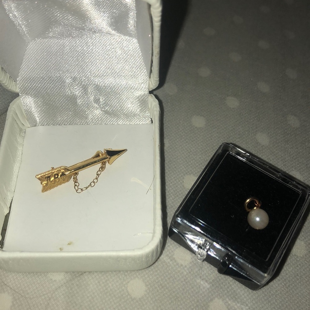 Pi Beta Phi 10K Gold Arrow Pin and Academic Pearl